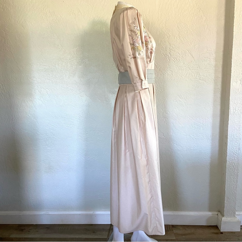 Vintage Dead Stock Donna Morgan 40s 50s Style Dress Floral Embroidered Blush - Picture 8 of 15